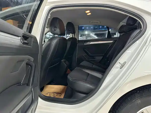 Volkswagen Lamando 2016