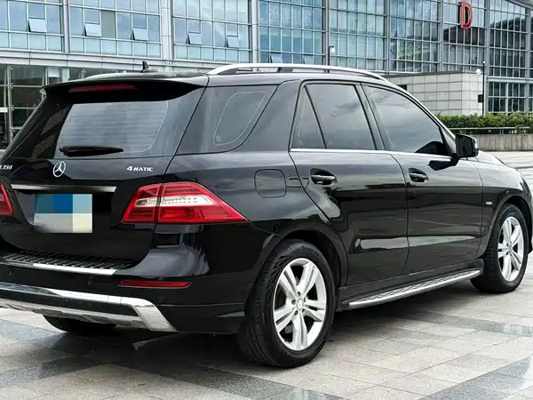 Mercedes-Benz M-Class 2012