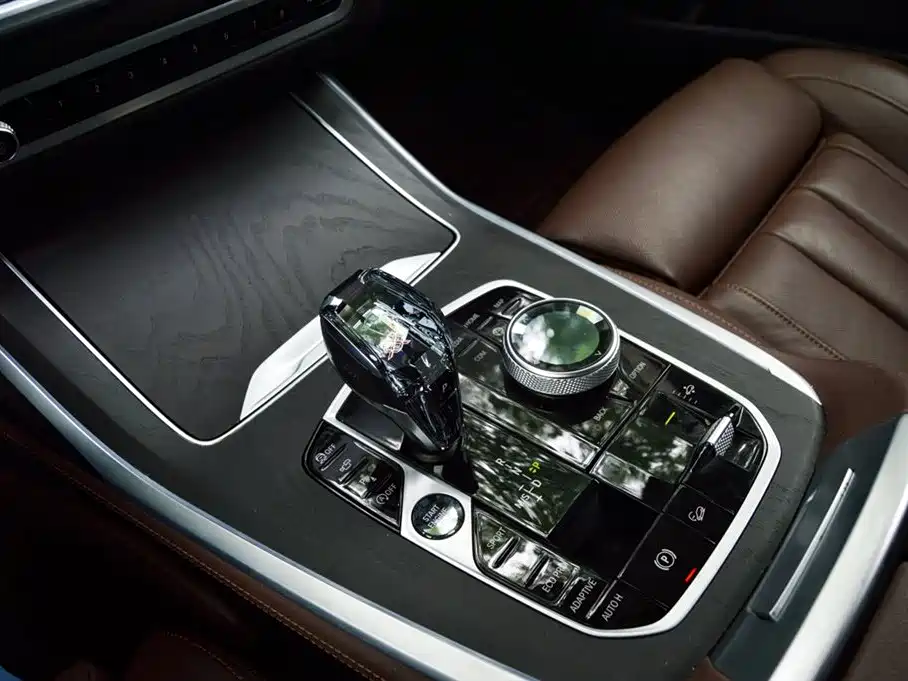 BMW X7 2021 — фото 11