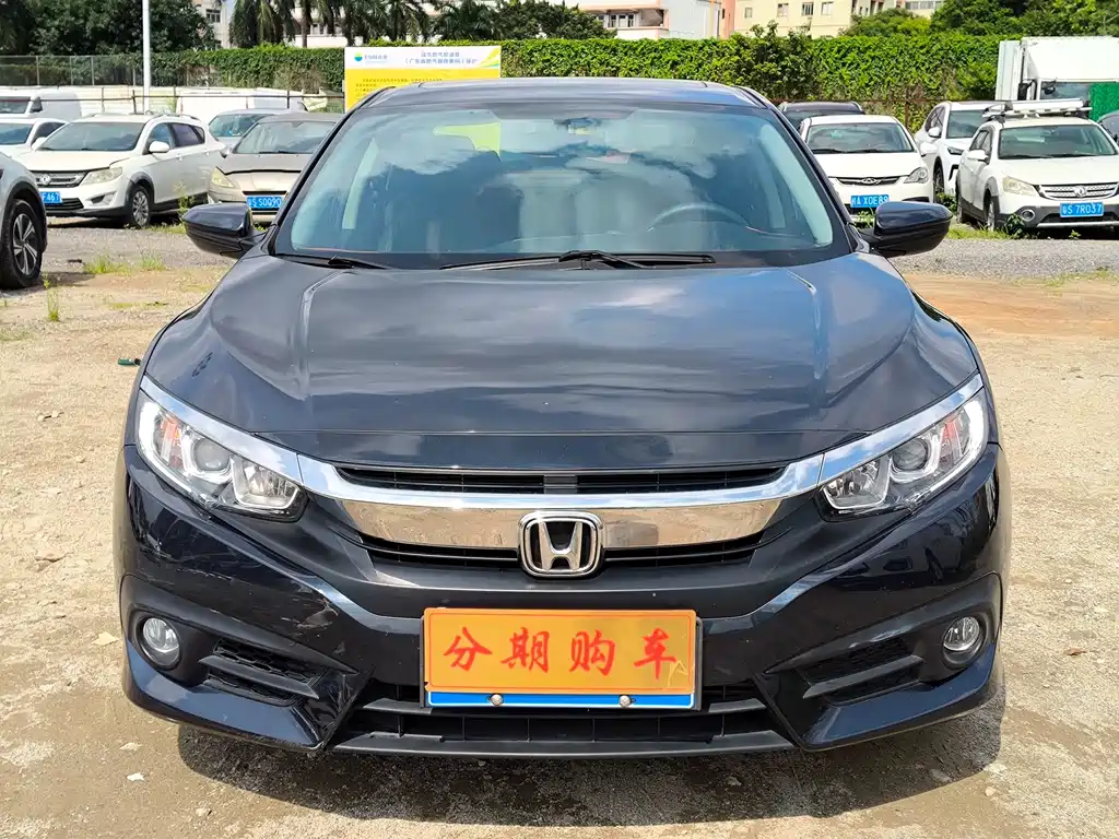 Honda Civic 2018 — фото 1