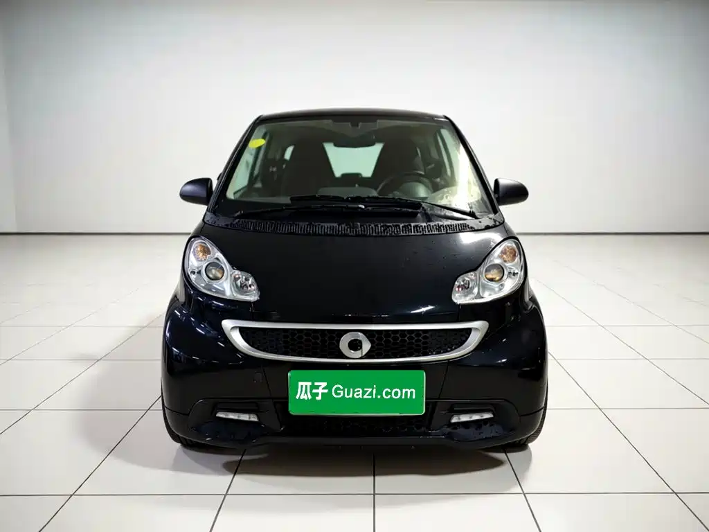 smart Fortwo 2015 — фото 24