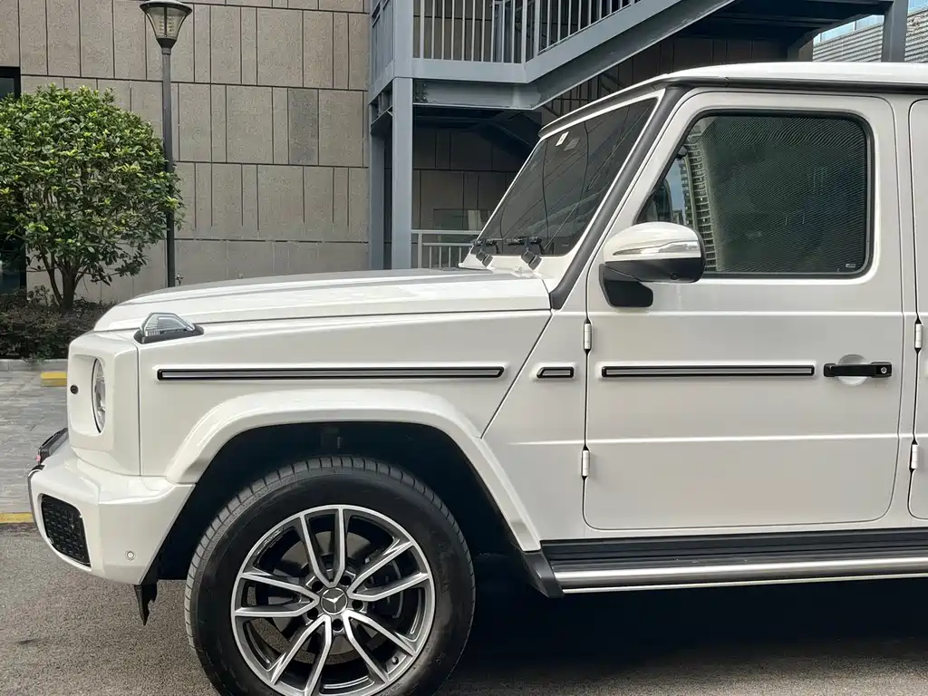 Mercedes-Benz G-Class 2025 — фото 10