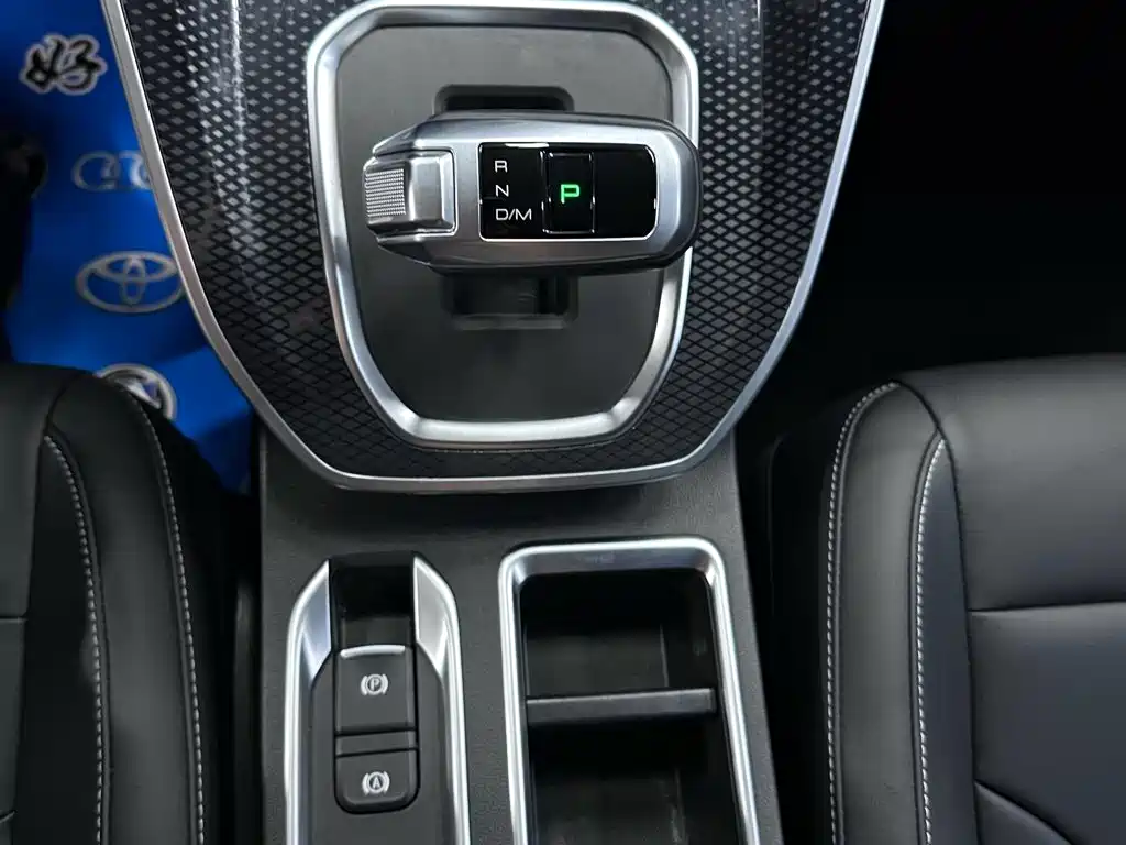 Haval M6 2022 — фото 15