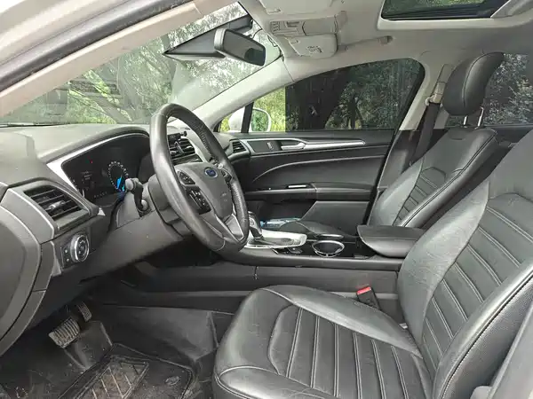 Ford Mondeo 2014