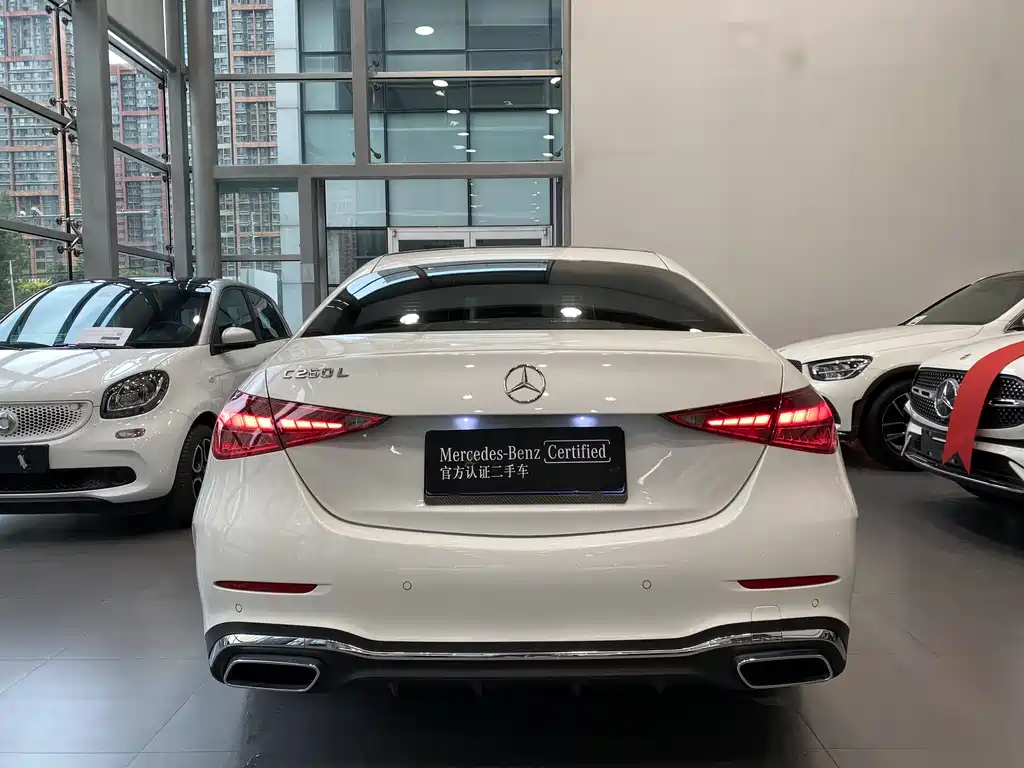 Mercedes-Benz C-Class 2024 — фото 15