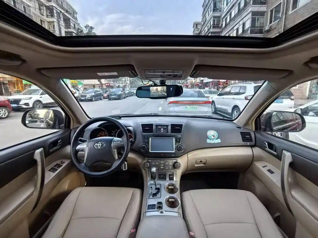 Toyota Highlander 2011