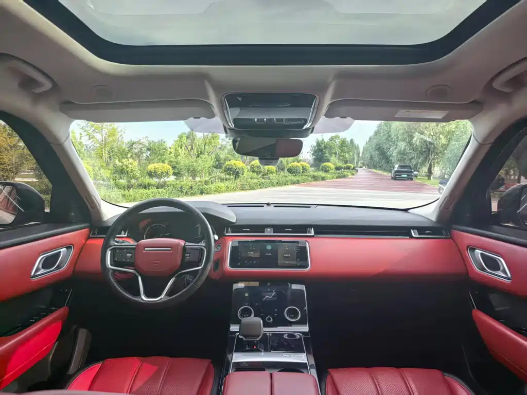 Land Rover Range Rover Velar 2023 — фото 6