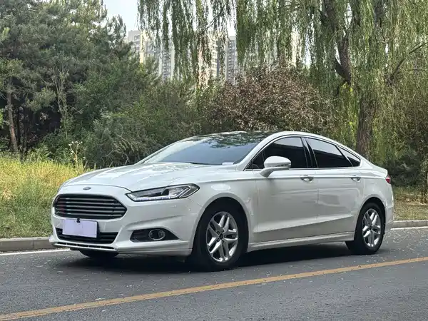 Ford Mondeo 2013