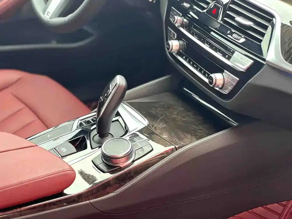 BMW 5 Series 2018