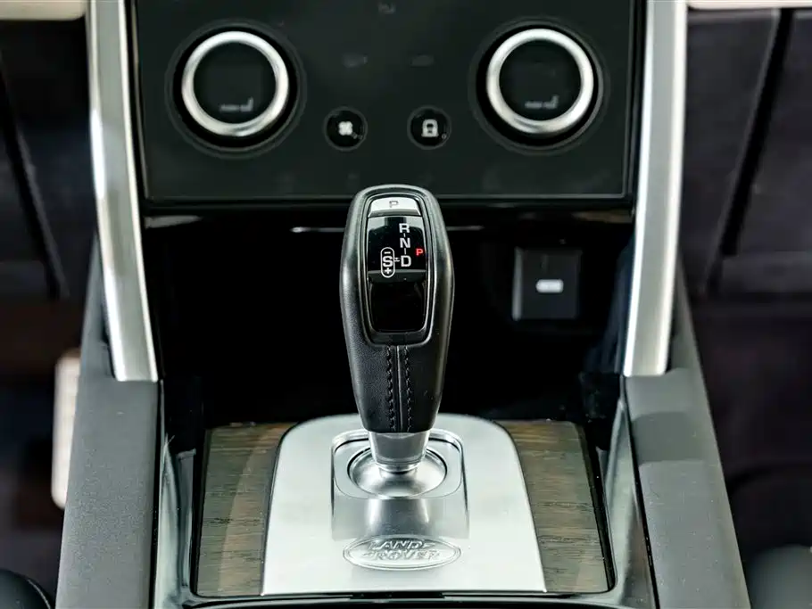 Land Rover Discovery Sport 2021 — фото 14