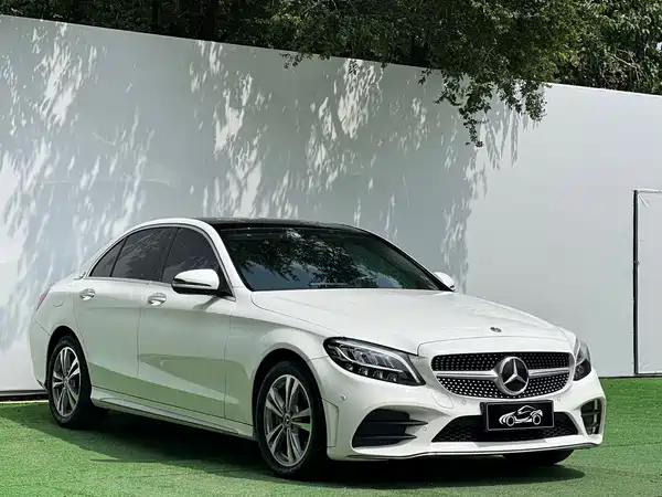 Mercedes-Benz C-Class 2021
