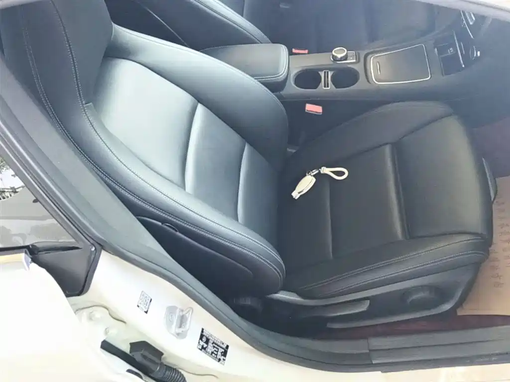 Mercedes-Benz CLA 2017 — фото 25