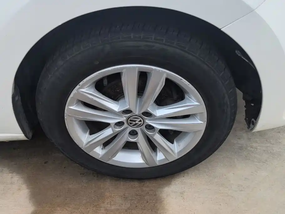 Volkswagen Santana 2016