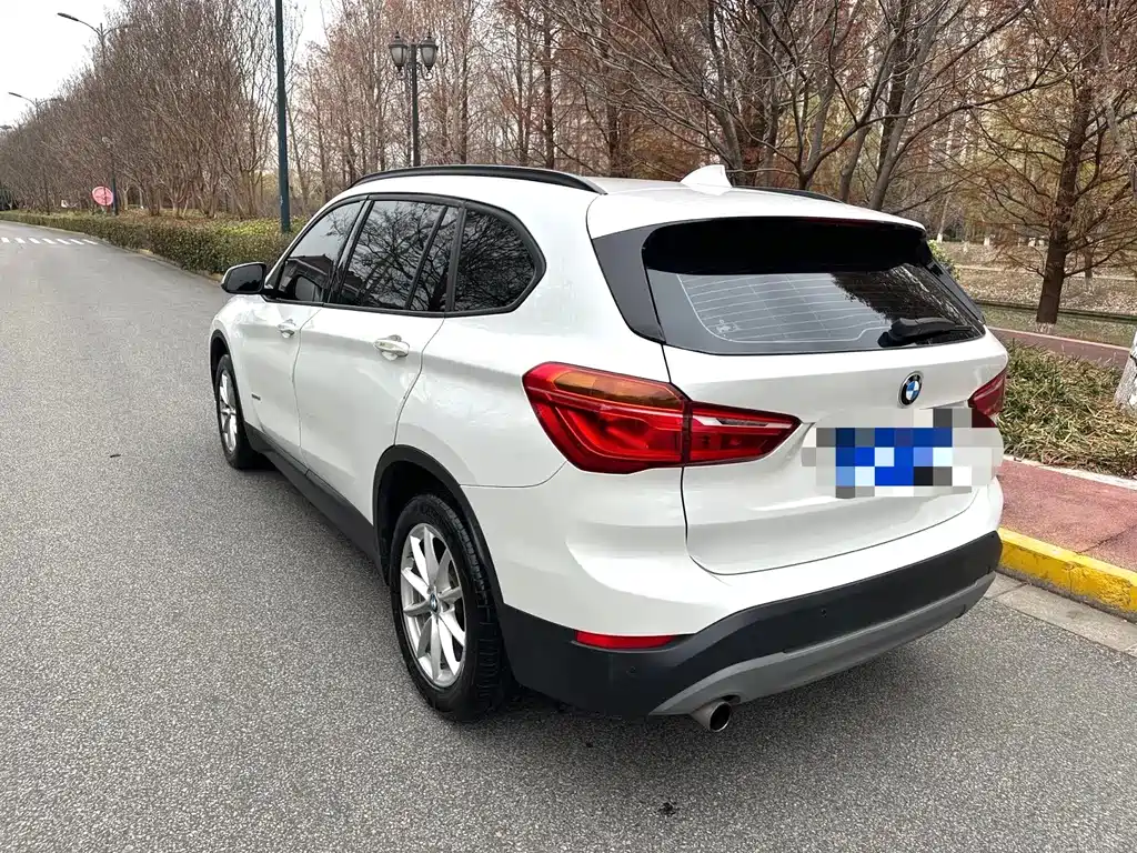 BMW X1 2016 — фото 6