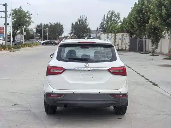 Dongfeng Scenery 580 2016