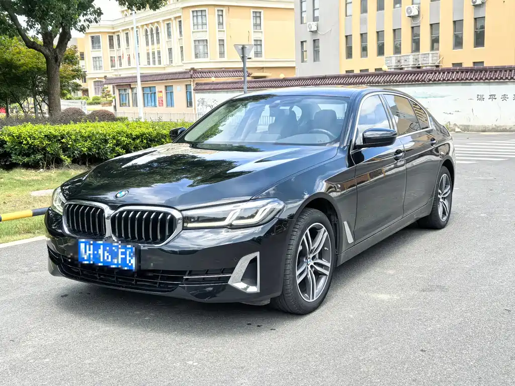 BMW 5 Series 2022