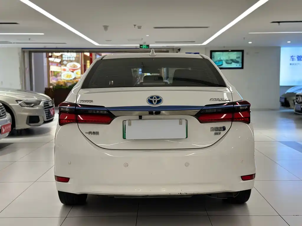 Toyota Corolla Hybrid 2019 — фото 5