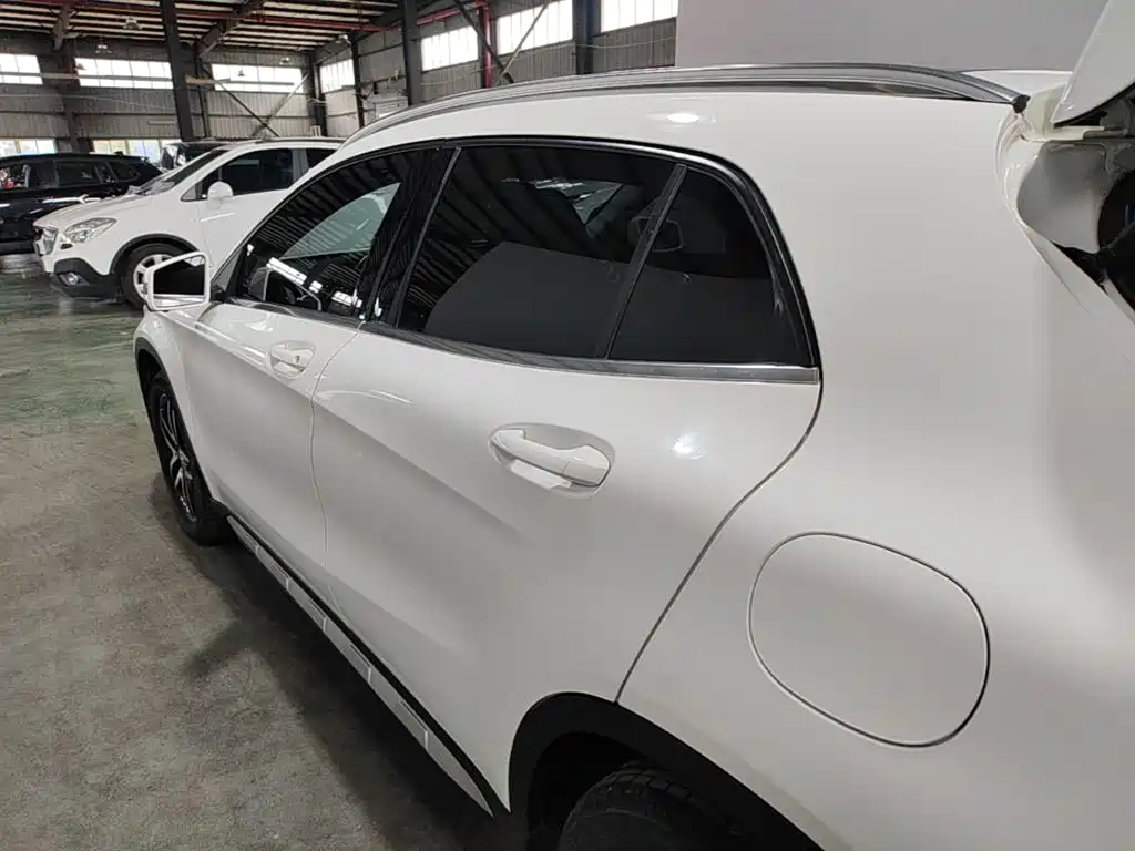 Mercedes-Benz GLA 2017 — фото 23