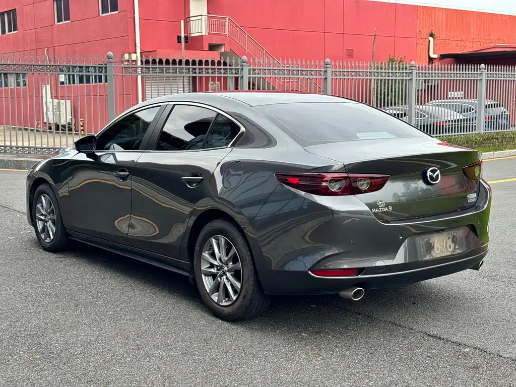 Mazda 3 Angkesela 2021