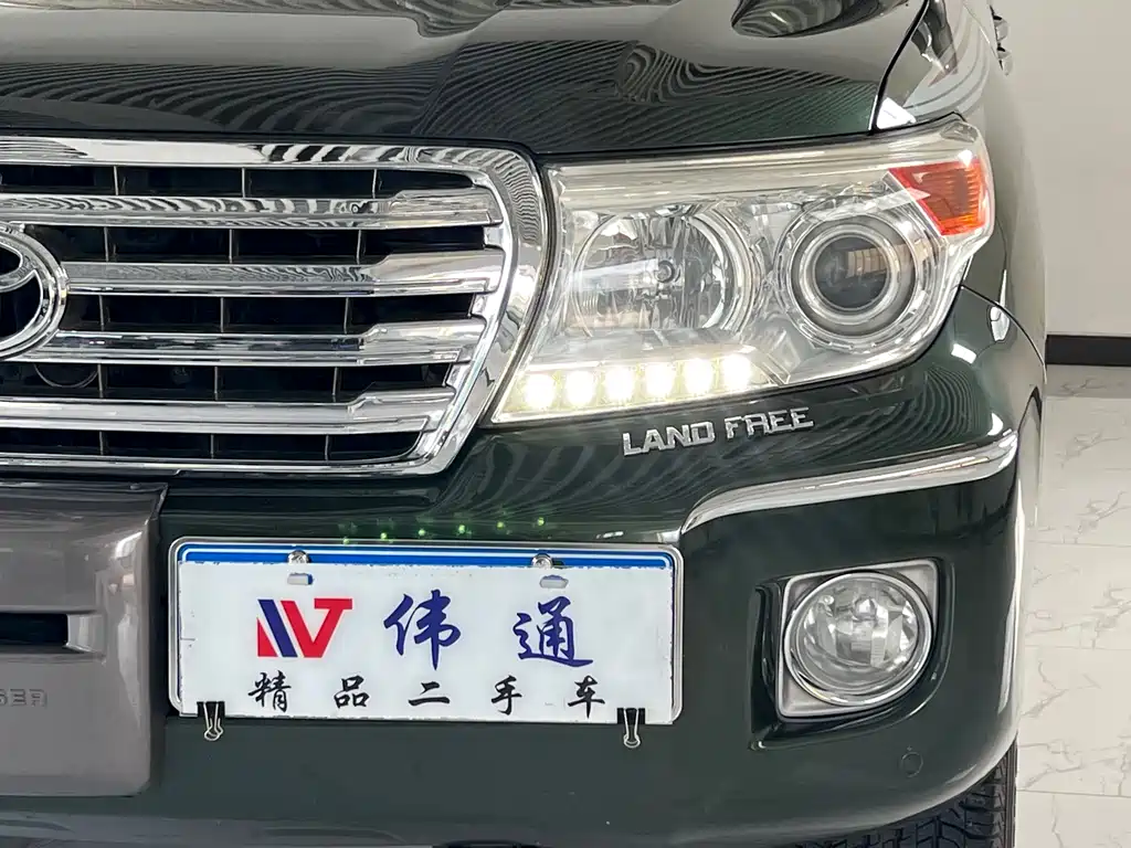 Toyota Land Cruiser 2015 — фото 4