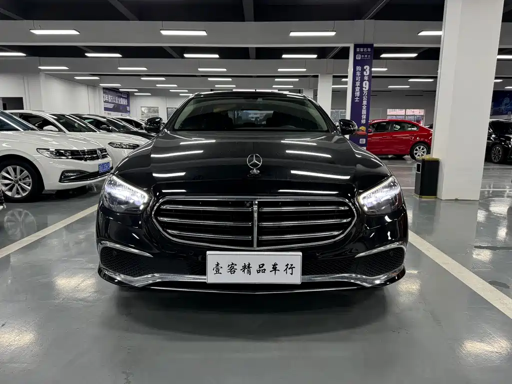Mercedes-Benz E-Class 2022