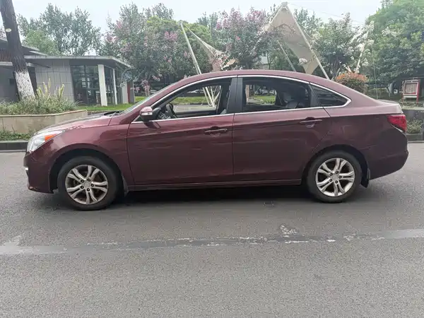 Dongfeng Jingyi S50 2014