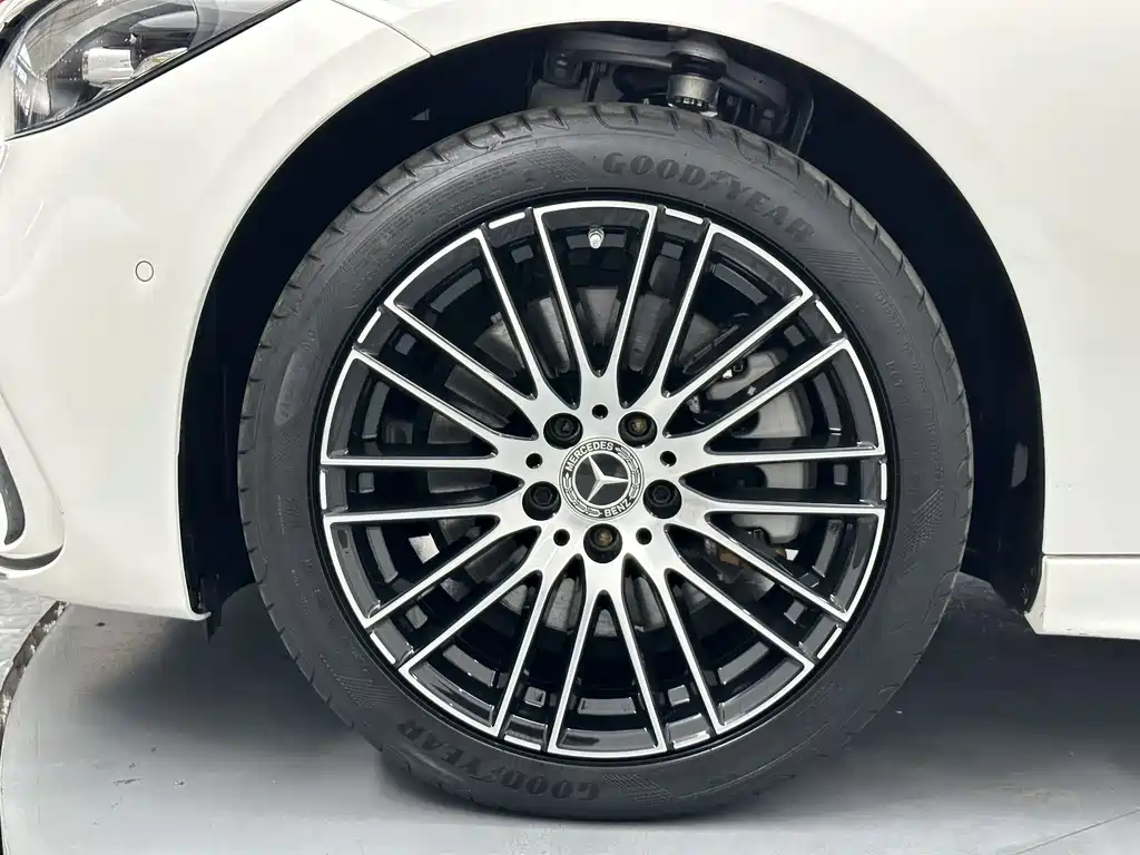 Mercedes-Benz C-Class 2022 — фото 23