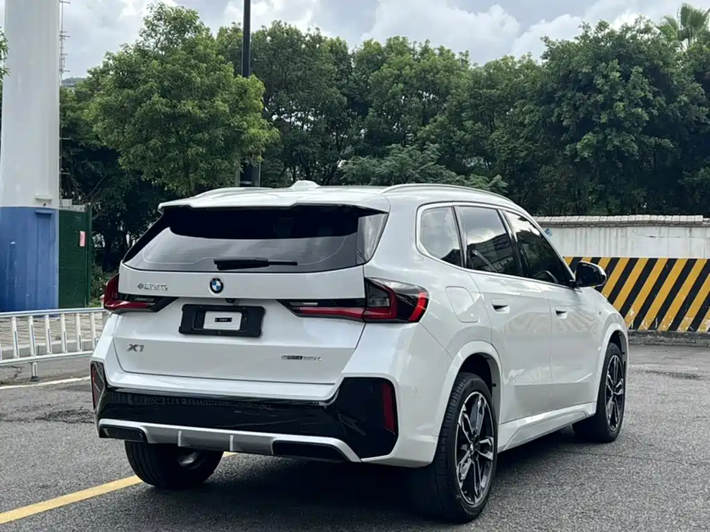 BMW X1 2023 — фото 13