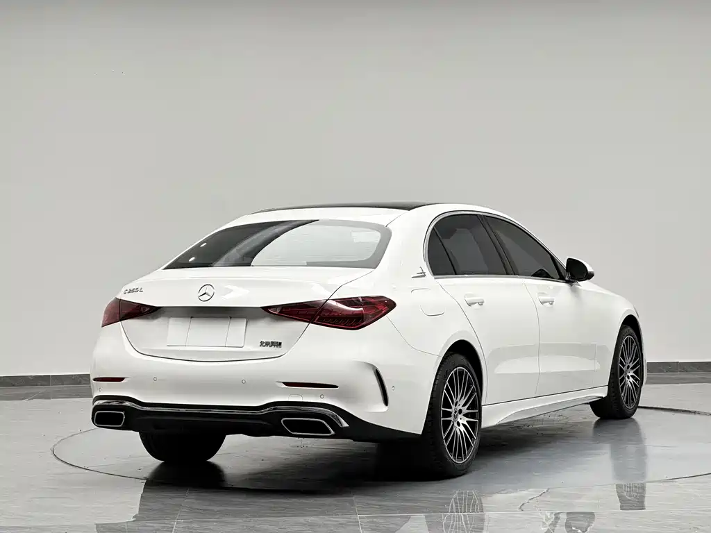 Mercedes-Benz C-Class 2022 — фото 7