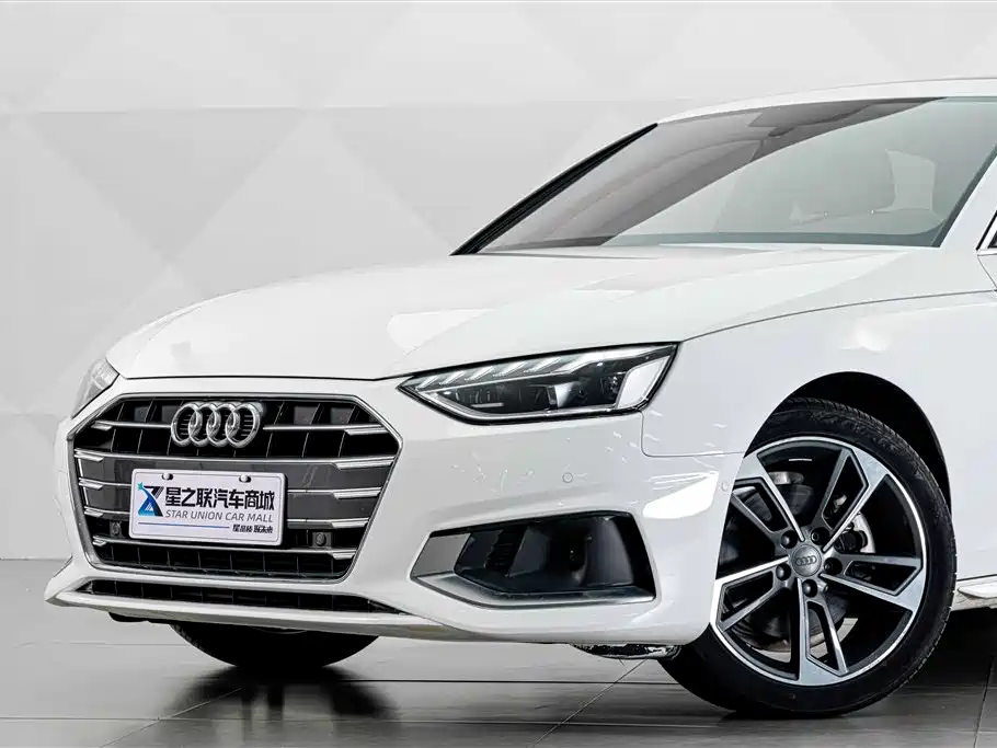 Audi A4L 2021