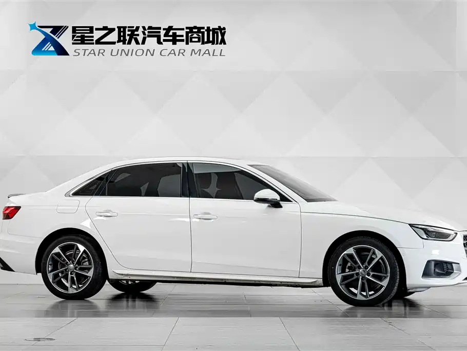 Audi A4L 2021