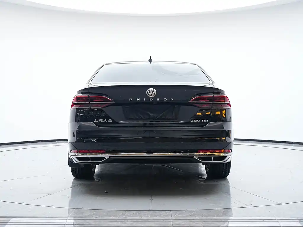 Volkswagen Phideon 2017 — фото 10