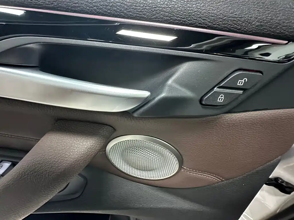 BMW X1 2022 — фото 13