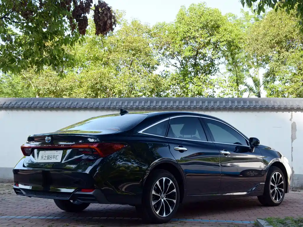 Toyota Avalon 2023 — фото 12
