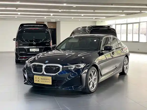 BMW i3 2024