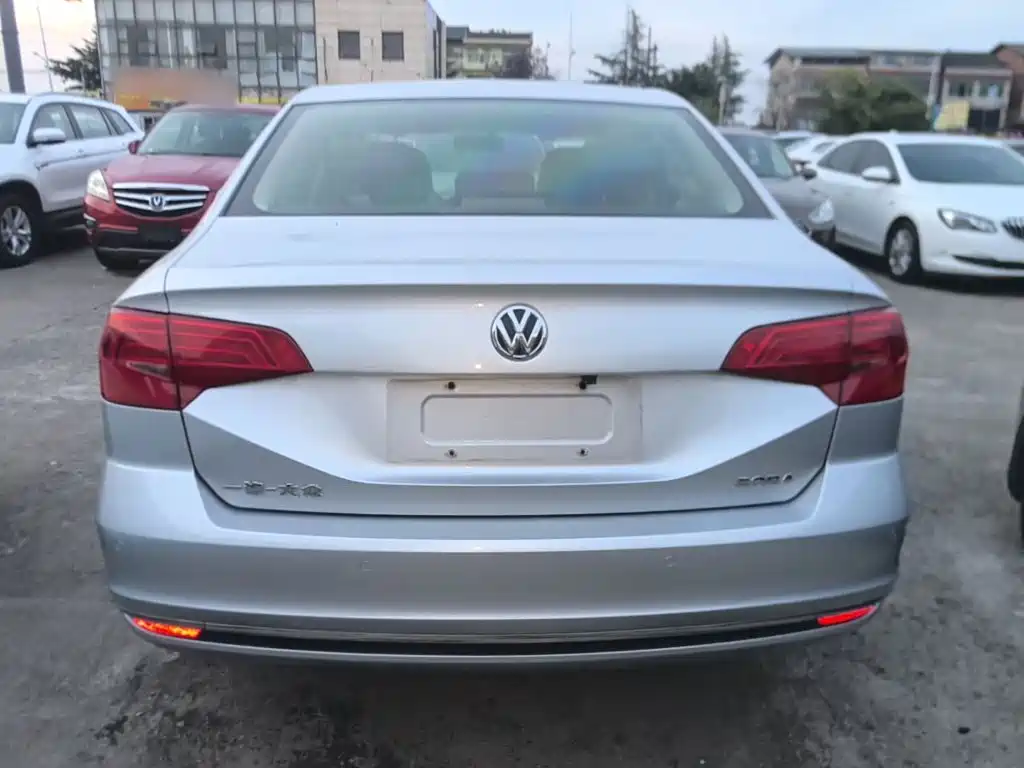 Volkswagen Bora 2016