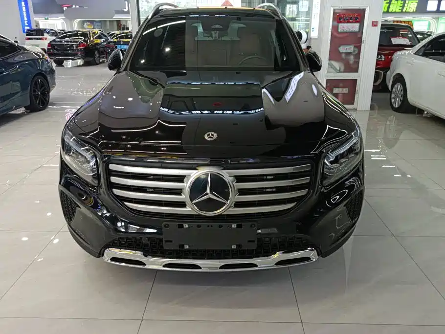 Mercedes-Benz GLB 2025