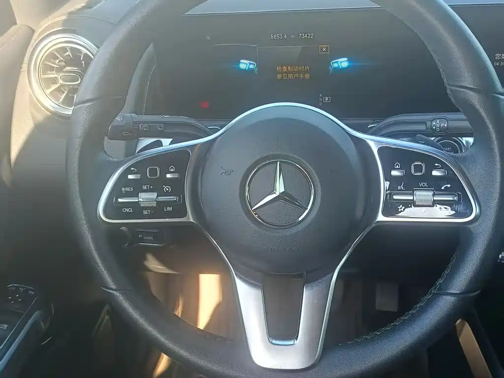 Mercedes-Benz GLB 2021 — фото 11