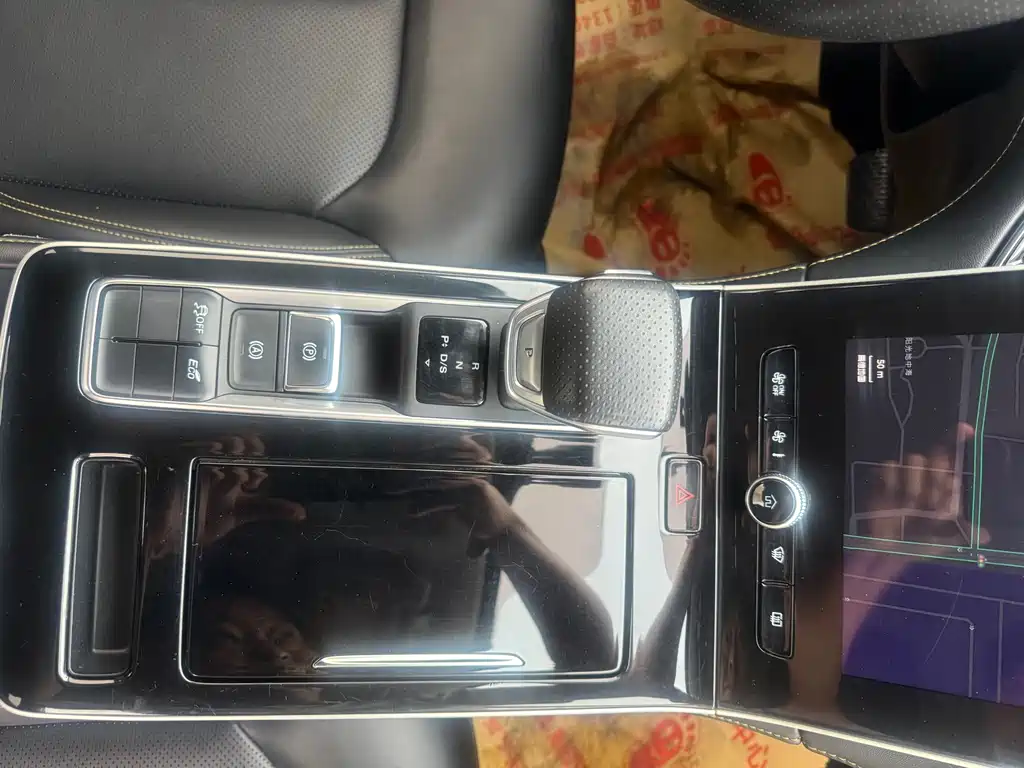 Roewe i6 MAX 2020 — фото 11