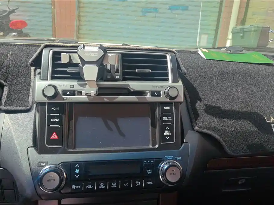 Toyota Prado 2017 — фото 13