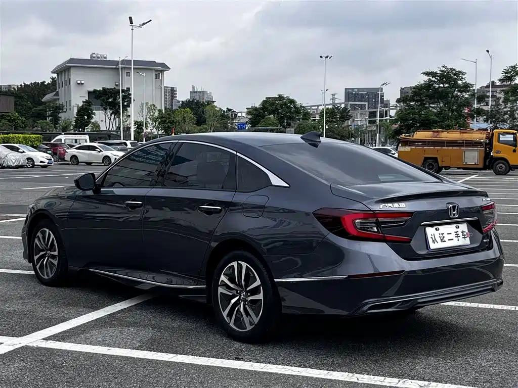 Honda Accord 2023 — фото 18