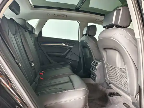 Audi Q5L 2022