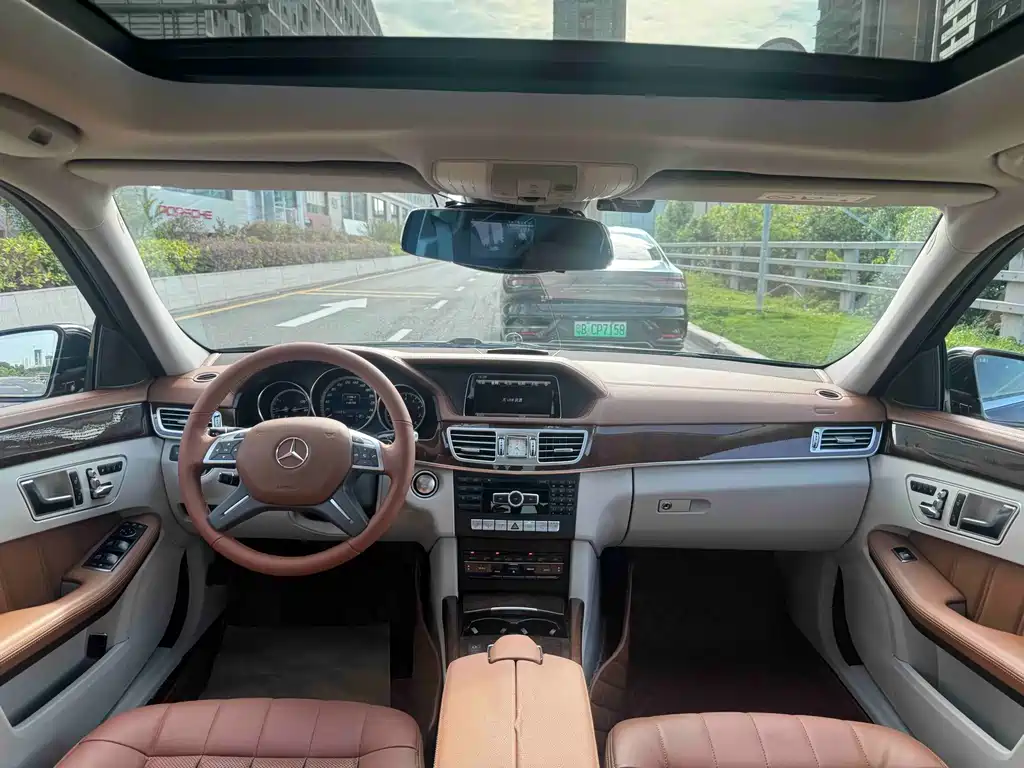 Mercedes-Benz E-Class 2014 — фото 15