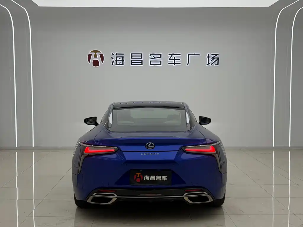 Lexus LC 2018 — фото 8