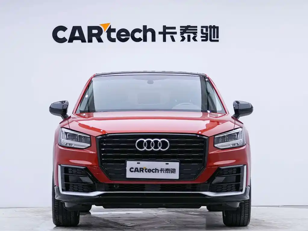 Audi Q2L 2019