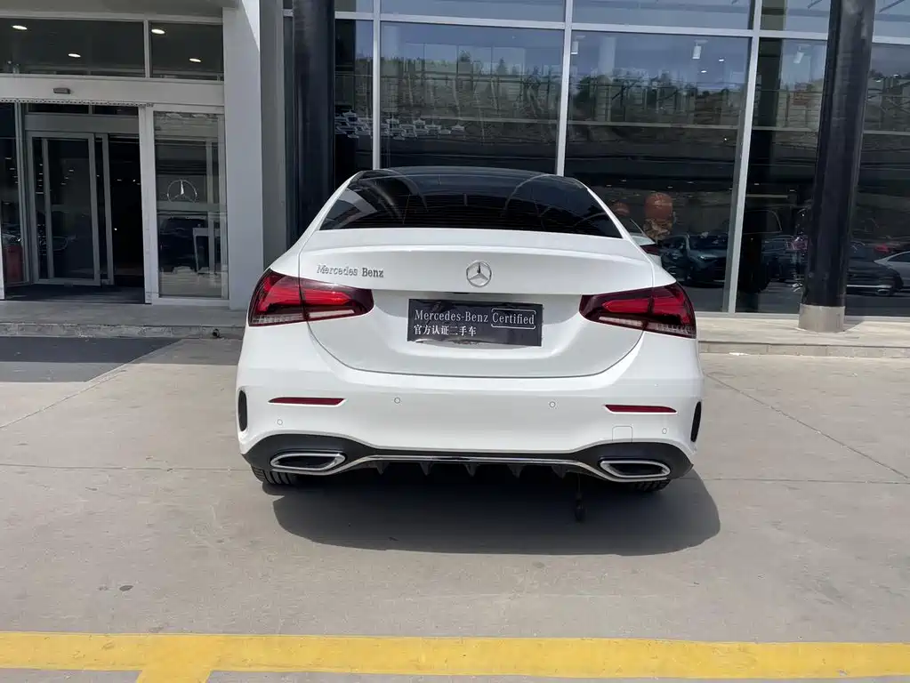 Mercedes-Benz A-Class 2023 — фото 7