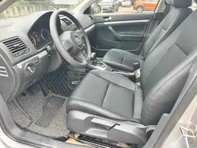Volkswagen Sagitar 2011