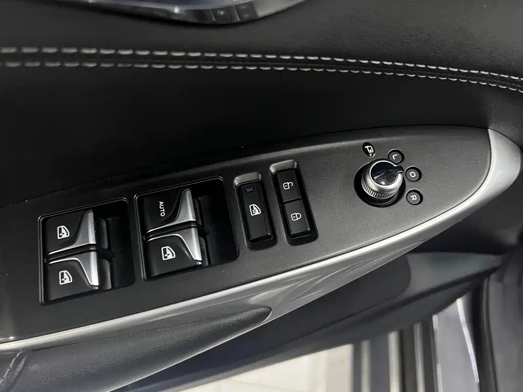 Changan CS75 PLUS 2019 — фото 11
