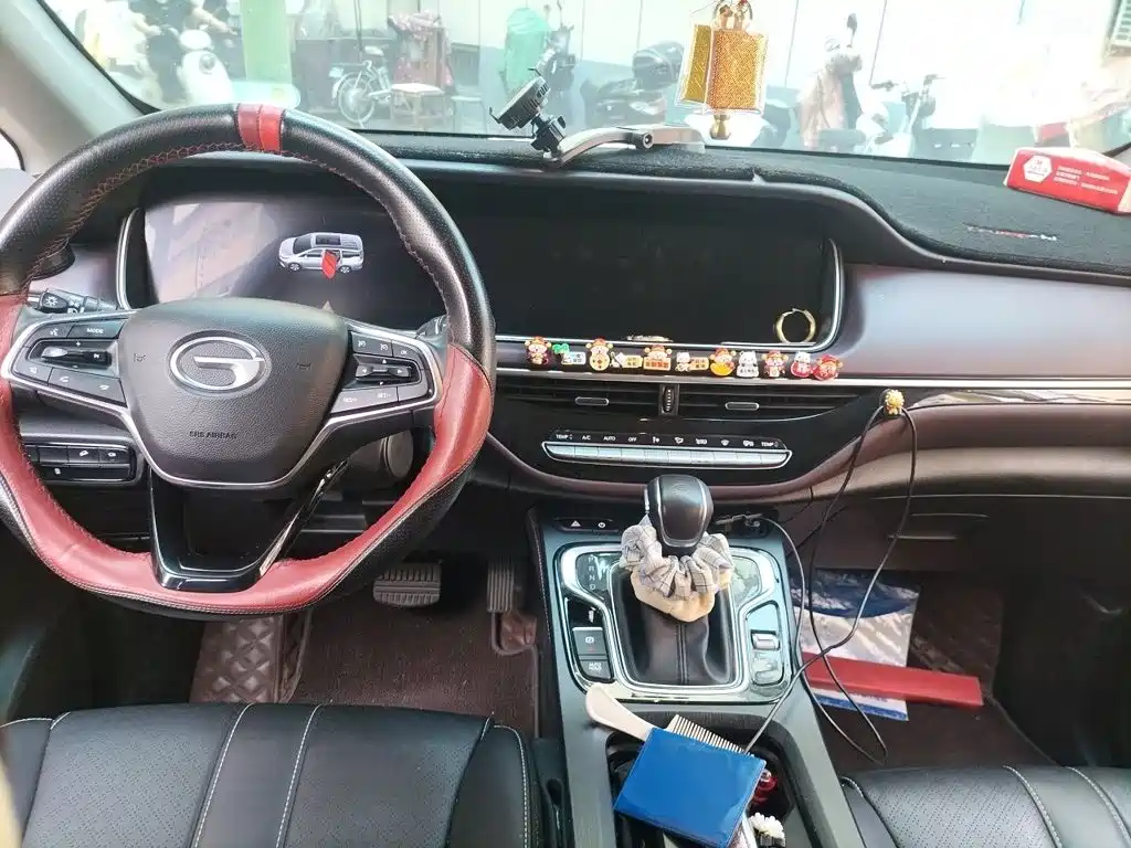 GAC Motor Trumpchi M6 2021 — фото 13