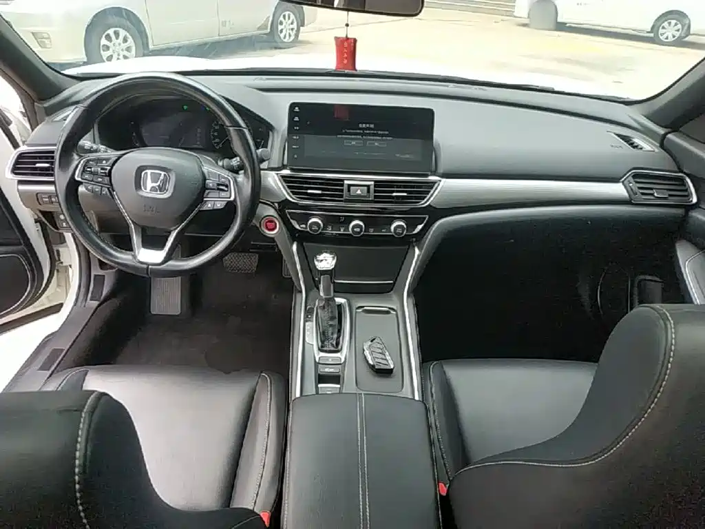Honda Inspire 2022 — фото 10